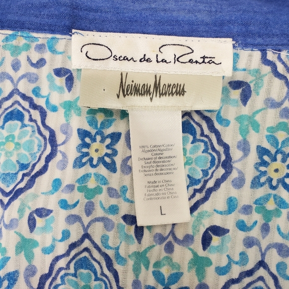 Oscar de la Renta Gauzy Cotton Blue and White Wrap Floral Asia Robe Size Large. - Picture 11 of 15